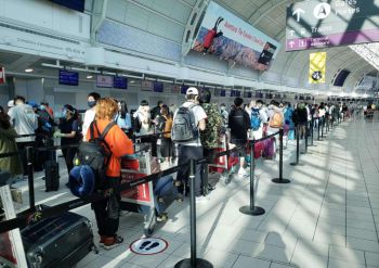 Thêm chuyến bay đưa 343 công dân Việt Nam từ Canada về nước