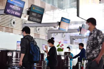 Cao điểm hè, Vietnam Airlines khuyến cáo khách đến sân bay trước 2 tiếng